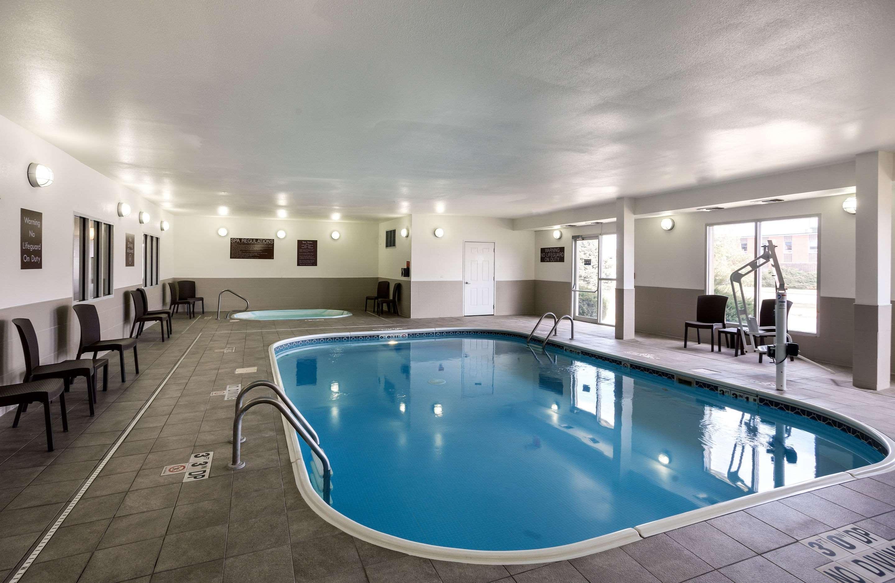 Comfort Suites University Lincoln Exteriör bild